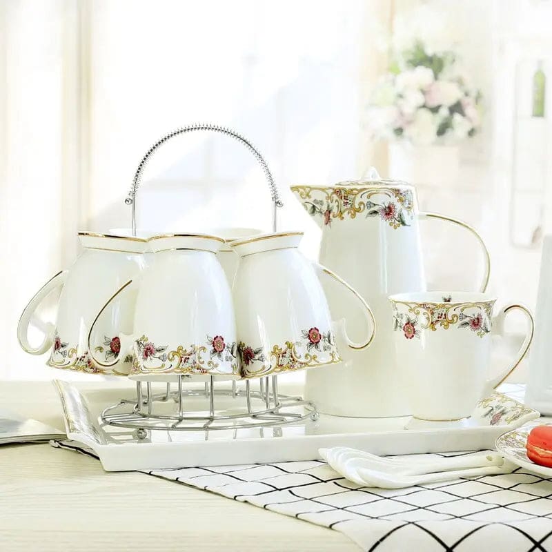 Service-a-the-Anglais-Blanc-et-Elegant-en-Porcelaine-1686931299425
