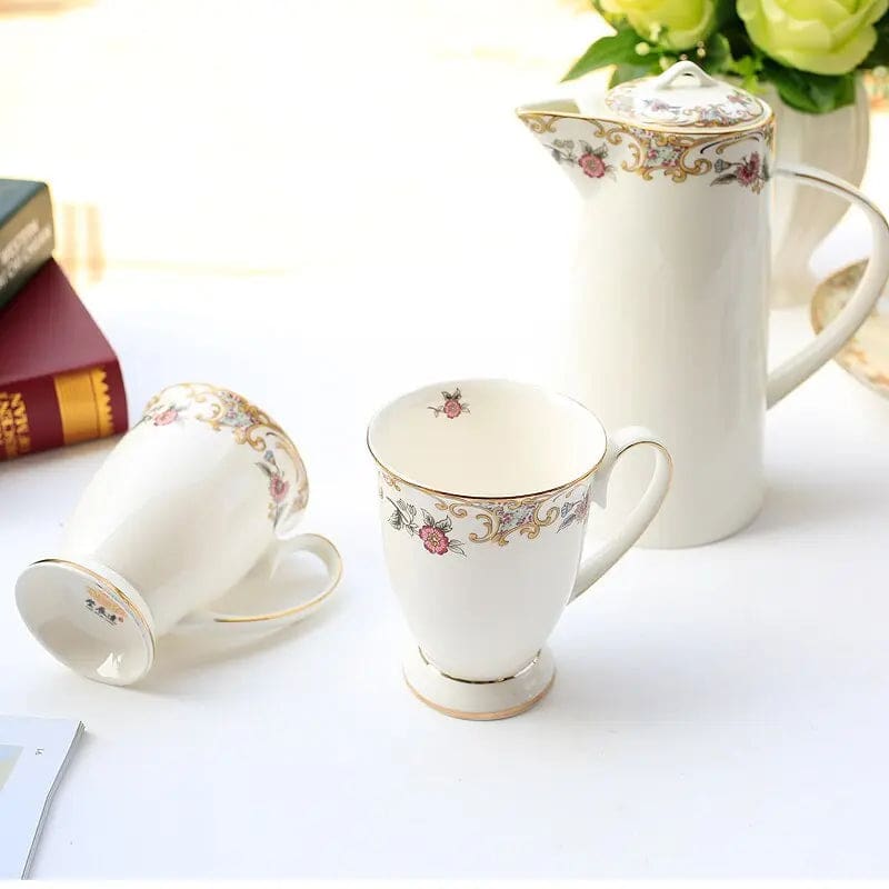 Service-a-the-Anglais-Blanc-et-Elegant-en-Porcelaine-1686931302115