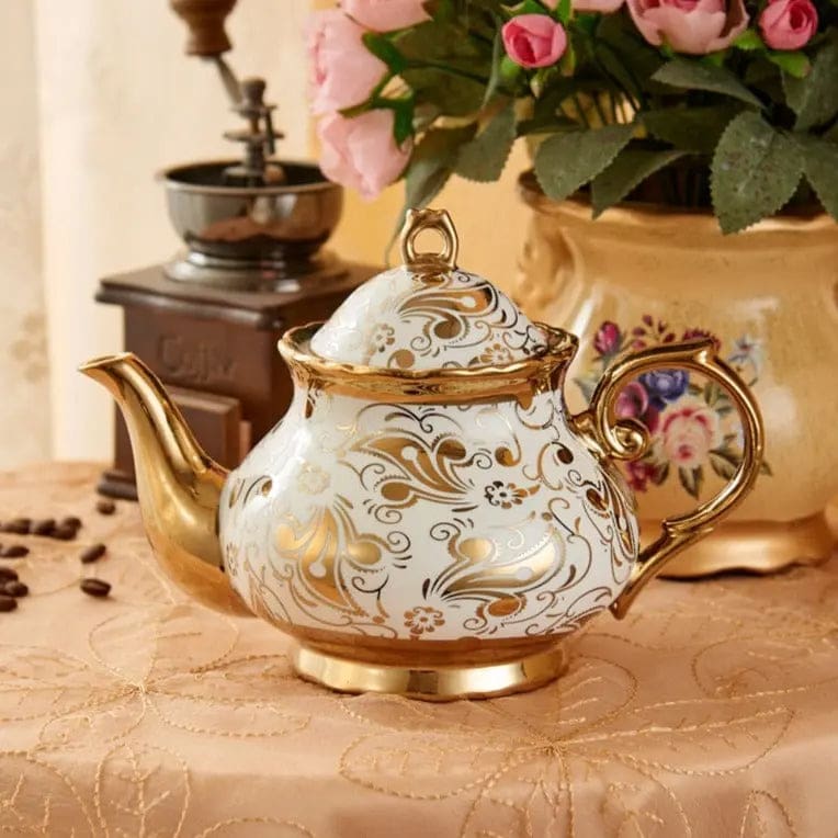 Theiere-Anglaise-en-Porcelaine-Blanche-et-Doree-1L-1686931134110 Théière Anglaise en Porcelaine Blanche et Dorée 1L
