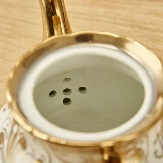 Theiere-Anglaise-en-Porcelaine-Blanche-et-Doree-1L-1686931140549